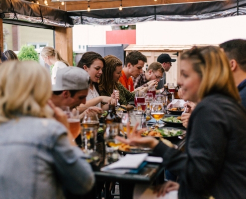 restaurant social media marketing